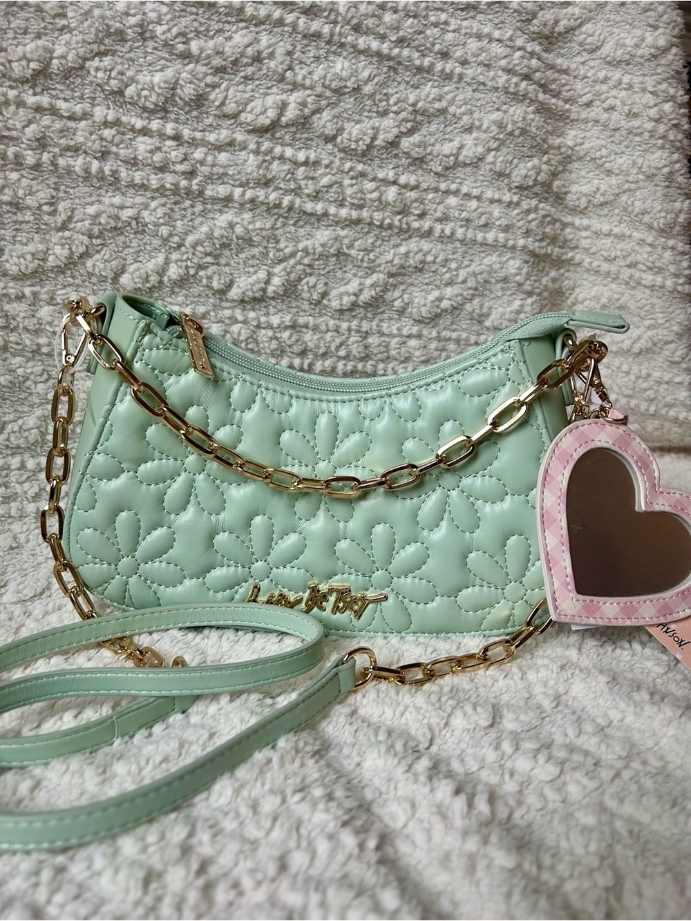 LUV Betsey Johnson Quilted Flower Shoulder Bag in Light Green NWT Y2K
